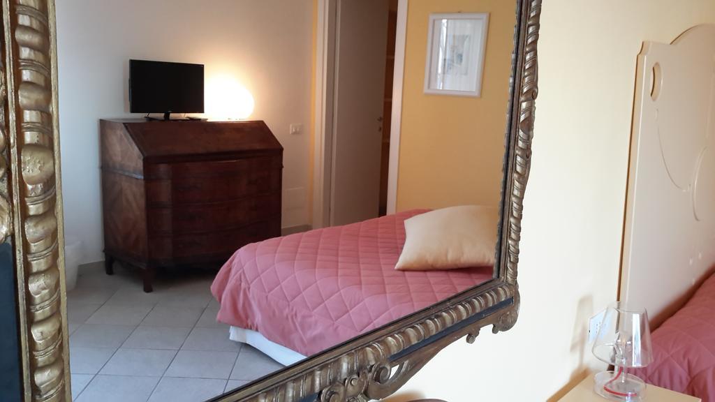 Bed and Breakfast Le Sirene Телларо Екстер'єр фото