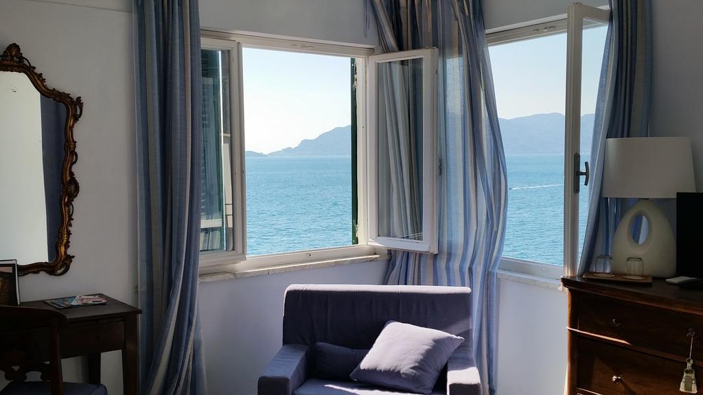 Bed and Breakfast Le Sirene Телларо Екстер'єр фото