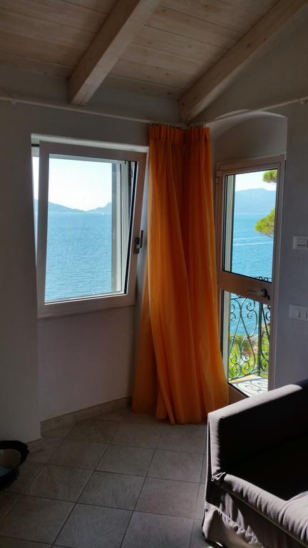 Bed and Breakfast Le Sirene Телларо Екстер'єр фото